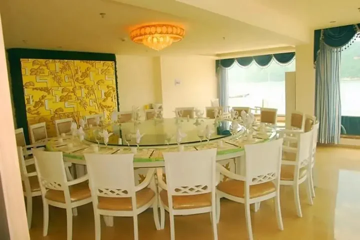Чжоушань: Jinhao Cliff Hotel