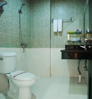 Бэйхай: Boutique Holiday Hotel (Beihai Beibuwan Square)