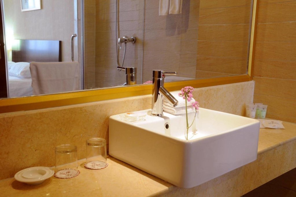 Чжэнчжоу: Zhengzhou Dahe Business Hotel