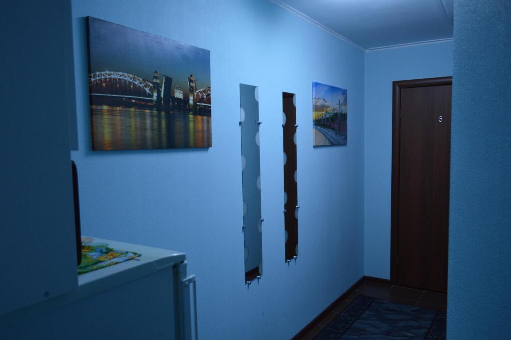 Сосновый Бор: Виктория на ул Парковая