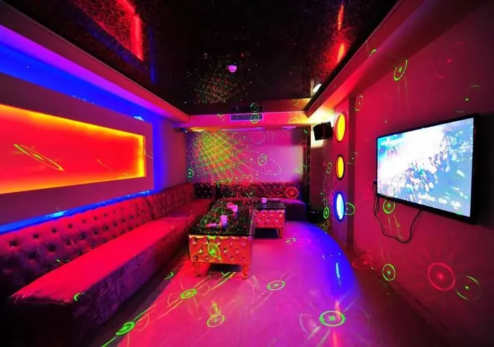 Луань: Guoshun Holiday Hostel