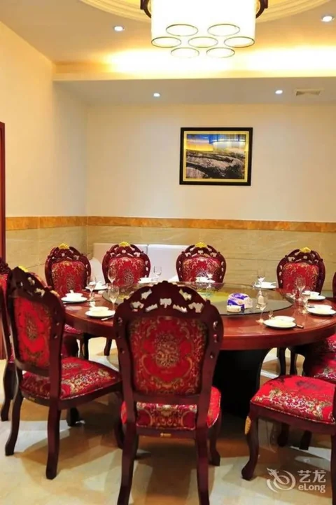 Луань: Guoshun Holiday Hostel