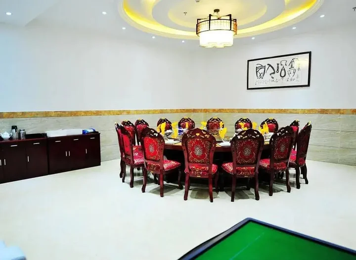 Луань: Guoshun Holiday Hostel