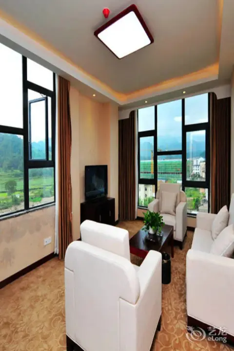 Луань: Guoshun Holiday Hostel