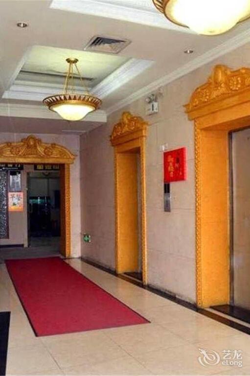 Ухань: 武汉晶银大酒店