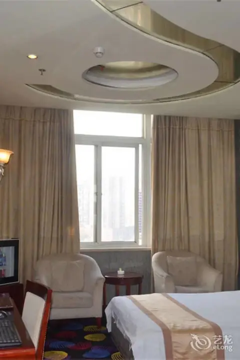 Ухань: 武汉晶银大酒店