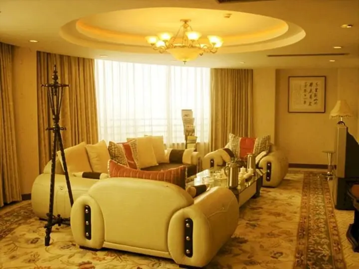 Жичжао: Rizhao Guangdian Hotel