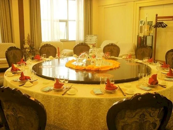 Жичжао: Rizhao Guangdian Hotel