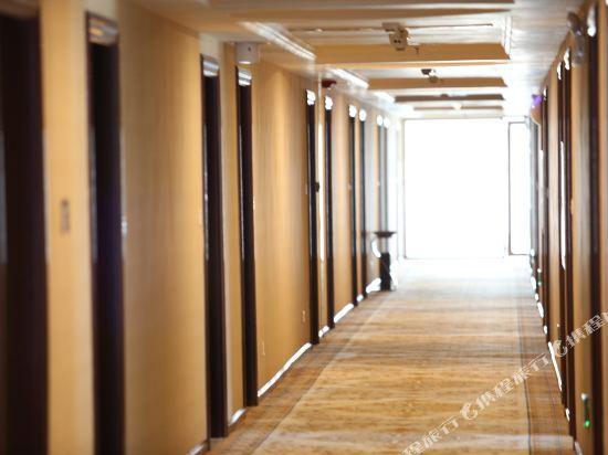 Ухань: vienna hotel (HuaZhong Agricultural University in South Lake Store)
