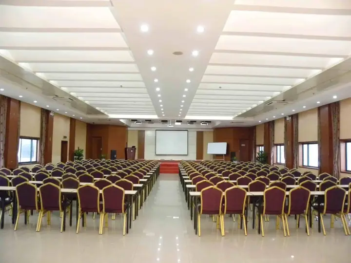 Чжэнчжоу: Zhengzhou Guangcheng Hotel