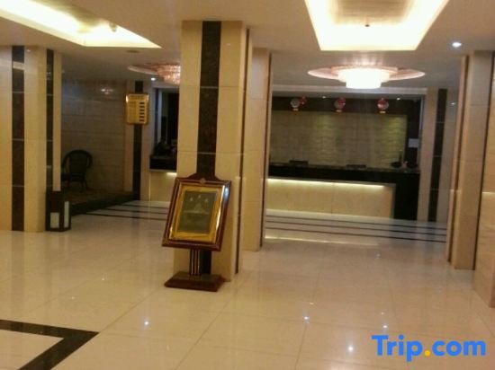 Шиянь: Ambassador Hotel (Wudangshan Flagship)