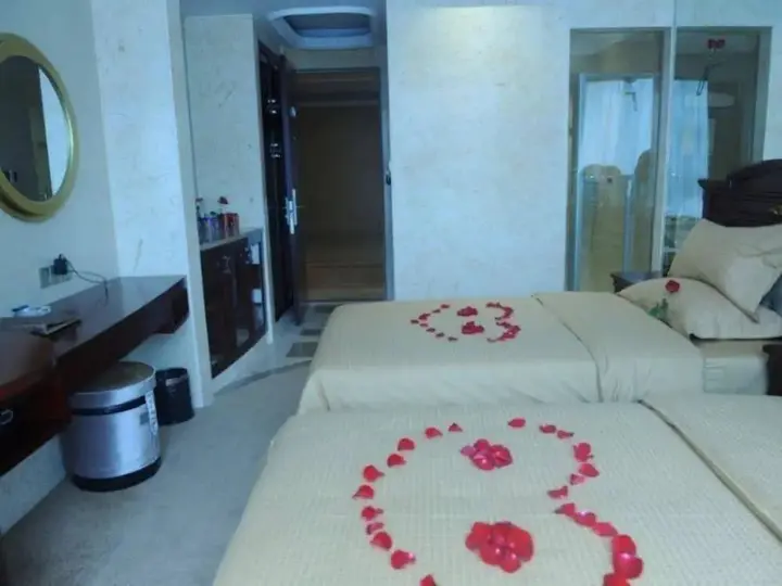 Чанчжоу: A Home Boutique Hotel