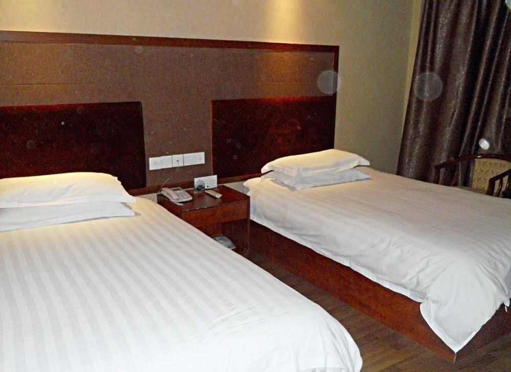 Тайчжоу: Jin Teng Business Hotel