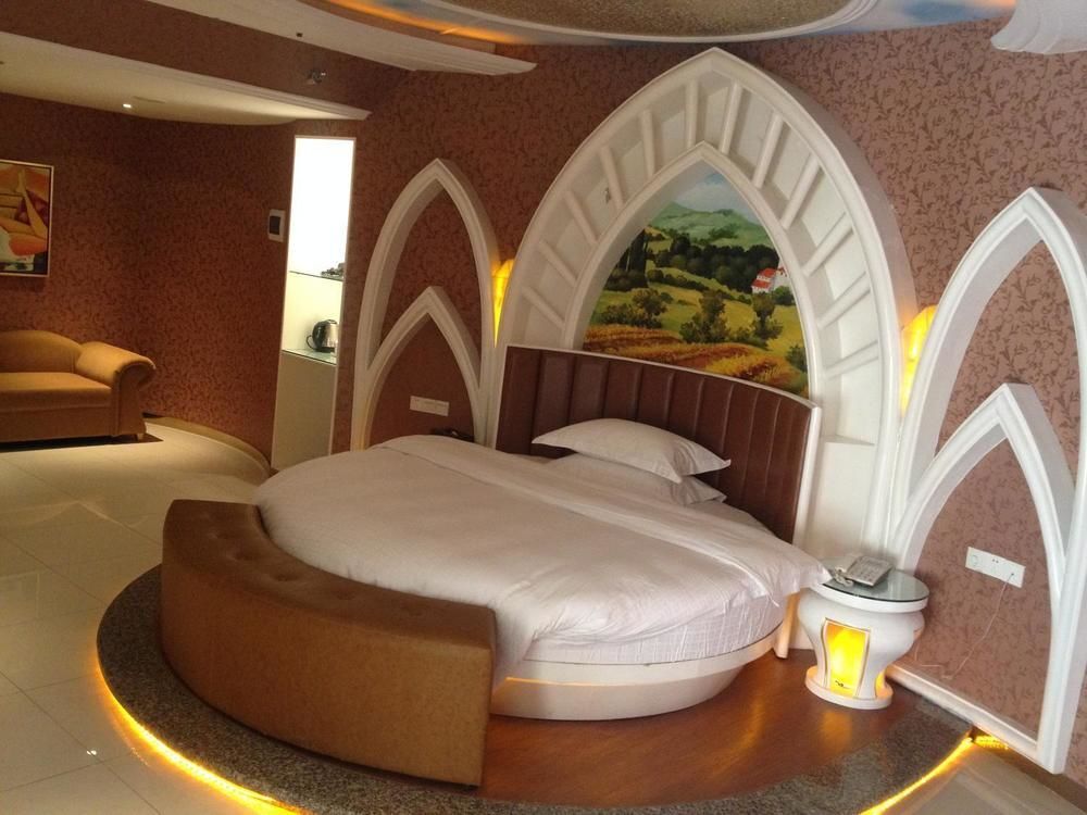 Шаогуань: Nanhua Qifu Hot Spring Hotel