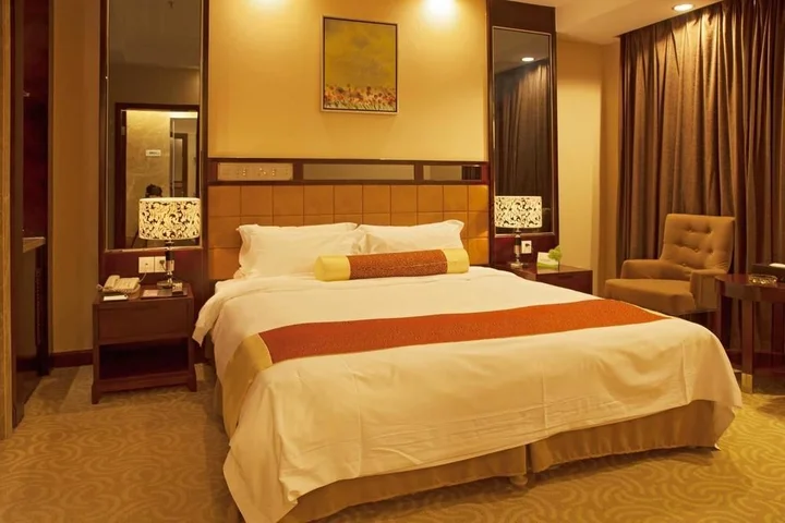 Чжаоцин: Peninsula Hotel - Zhaoqing