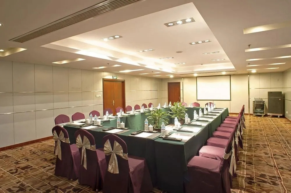 Цзинань: Shunhe Business Hotel - Jinan