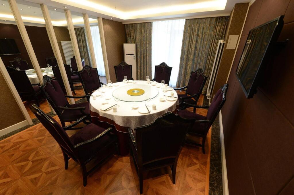 Шэньян: Shenyang Fangte Garden Hotel