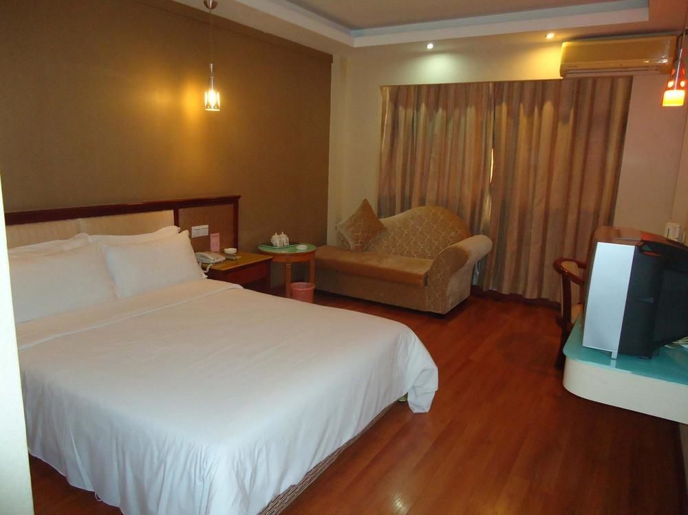 Шэньчжэнь: West Lake Hotel