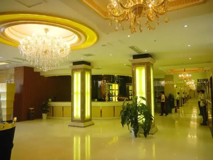 Суцянь: Elegance Hotel