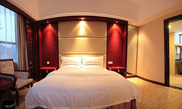 Шаогуань: Danxia Hot Spring Holiday Resort