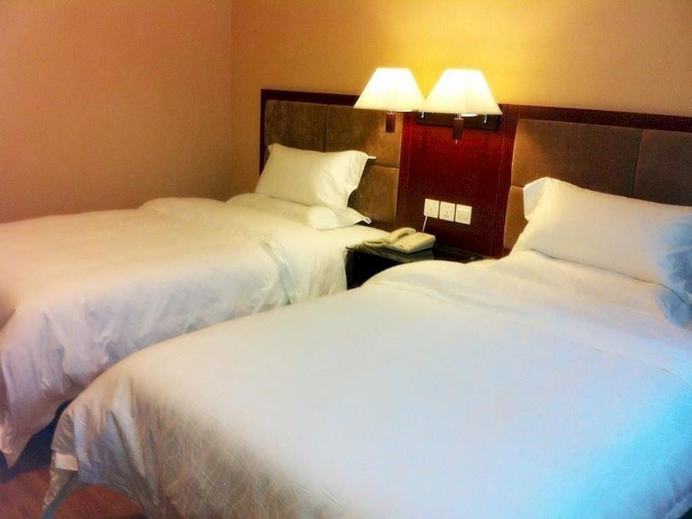 Шэньчжэнь: 8 Inns Shenzhen Lianhua Moutain