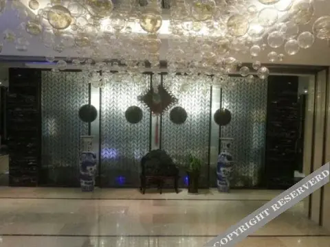Тайан: Zhenpin Chuancheng Hotel