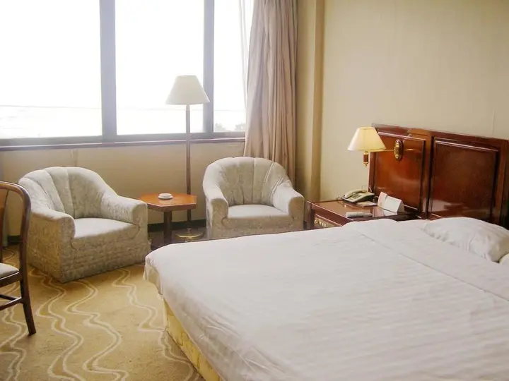 Цзиньюань: Qing Yuan Hotel