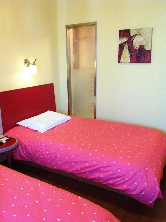 Харбин: Home Inn Harbin Convention and Exhibition Center Hengshan Road Wanda Plaza