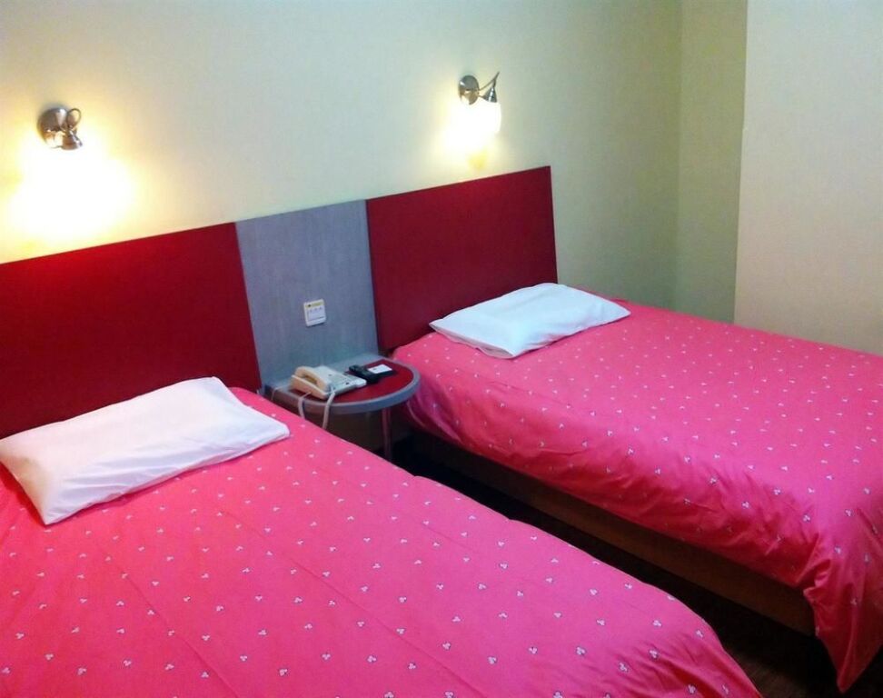 Харбин: Home Inn Harbin Convention and Exhibition Center Hengshan Road Wanda Plaza