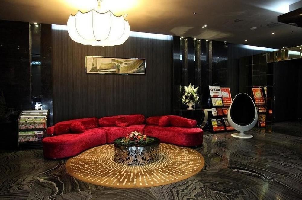 Наньнин: Jixiang Holiday Hotel (Nanning No.33 Middle School Metro Station)