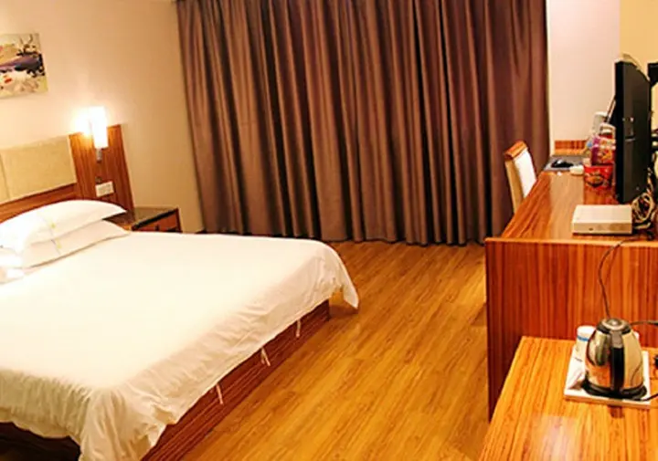Наньнин: Baoli Huangjia Hotel - Nanning