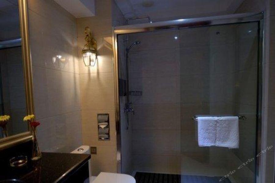 Хэчжоу: Hezhou Joy City Hotel
