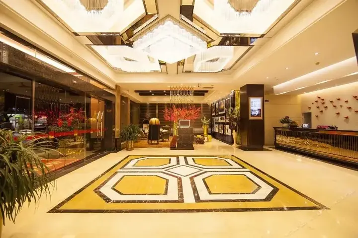 Хэчжоу: Hezhou Joy City Hotel