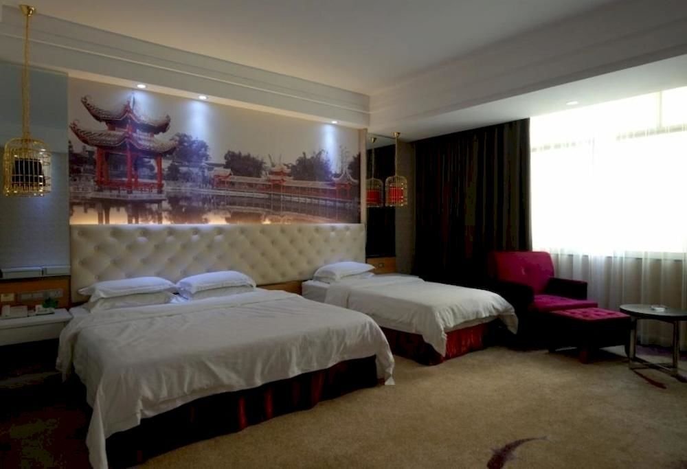 Хэчжоу: Hezhou Joy City Hotel