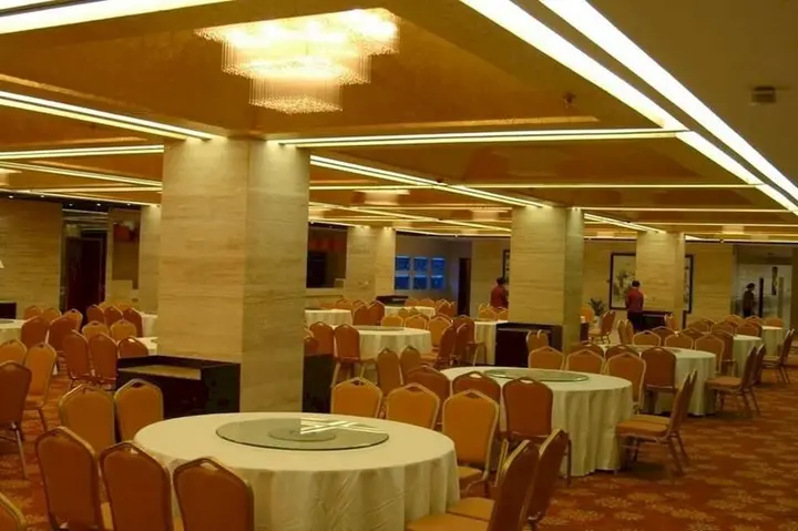 Баоцзи: Joy International Hotel