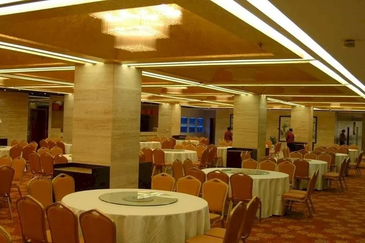 Баоцзи: Joy International Hotel