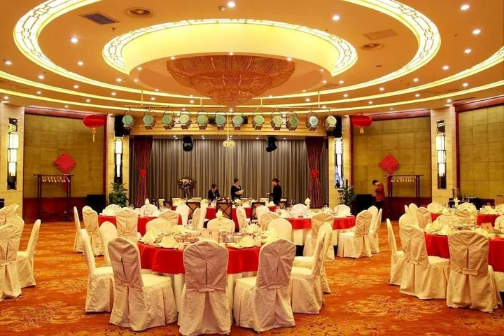 Баоцзи: Joy International Hotel