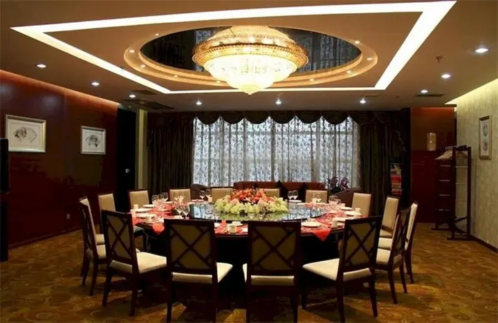 Баоцзи: Joy International Hotel