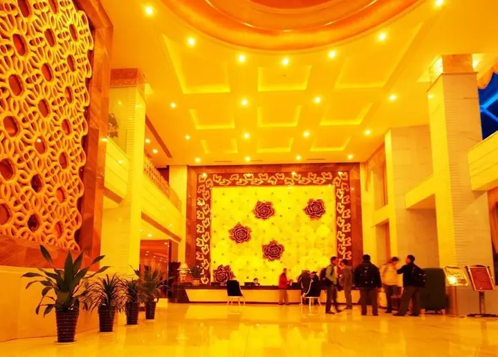 Юйлинь: Yulin Wanyuan International Hotel