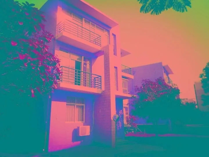 Бэйхай: Purple Attic Holiday Hotel