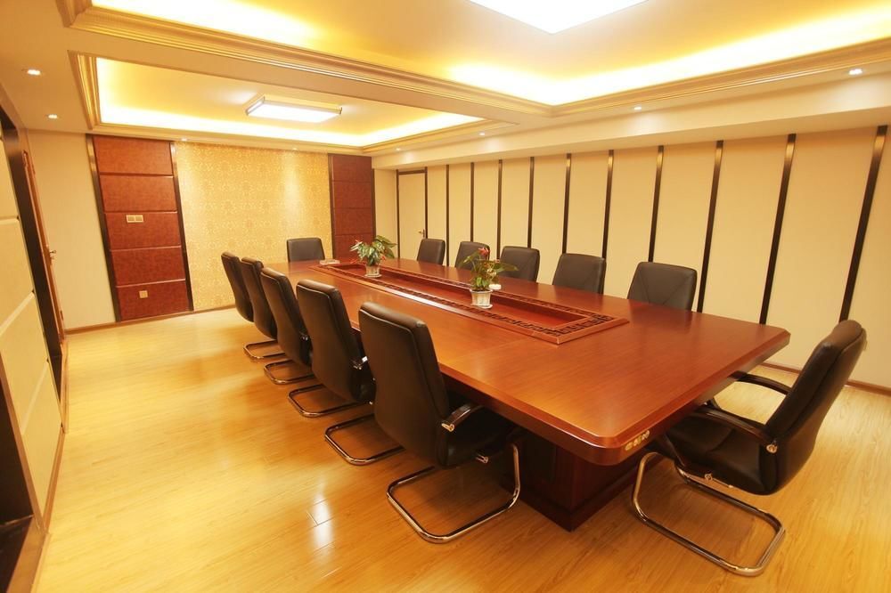 Гуйлинь: Guilin Haoting Hotel