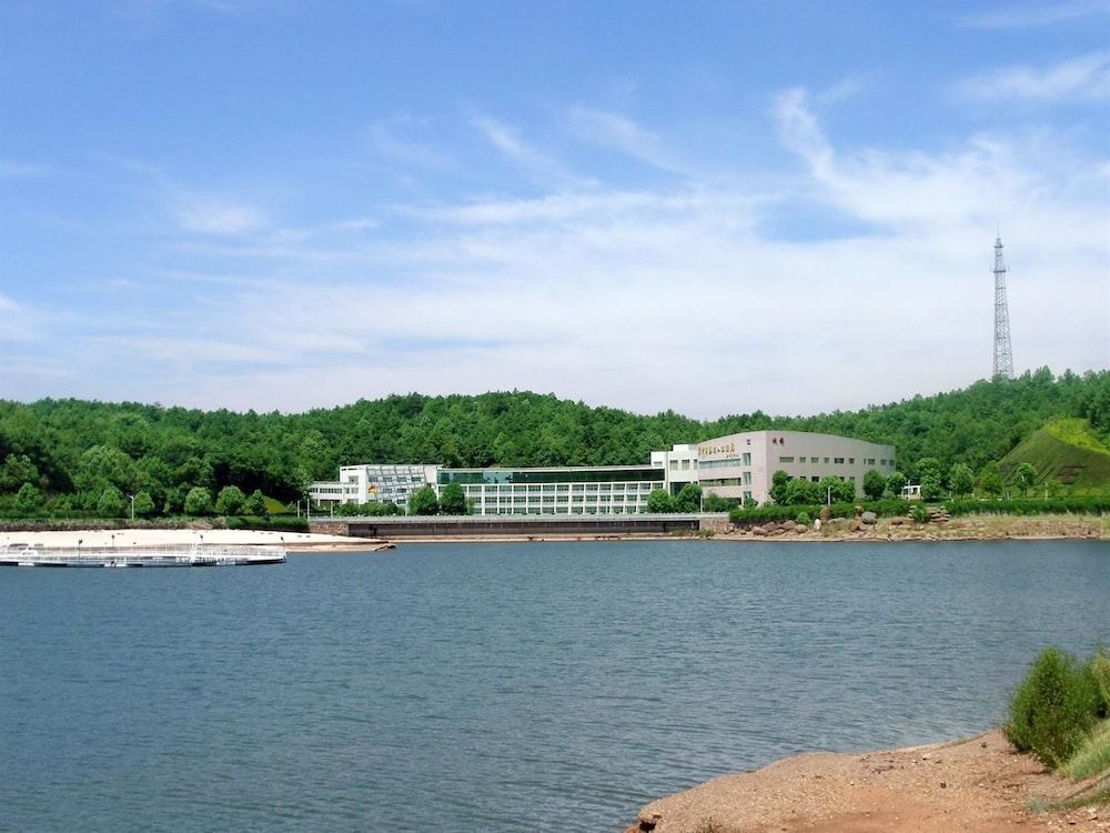 Чанша: Dolton Resort Tongshenhu Hotel - Changsha