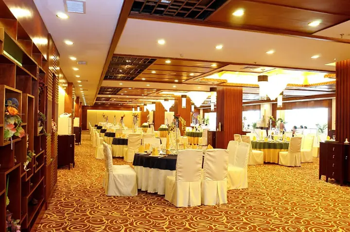 Таншань: Tangshan Jinjiang International Hotel - Tangshan