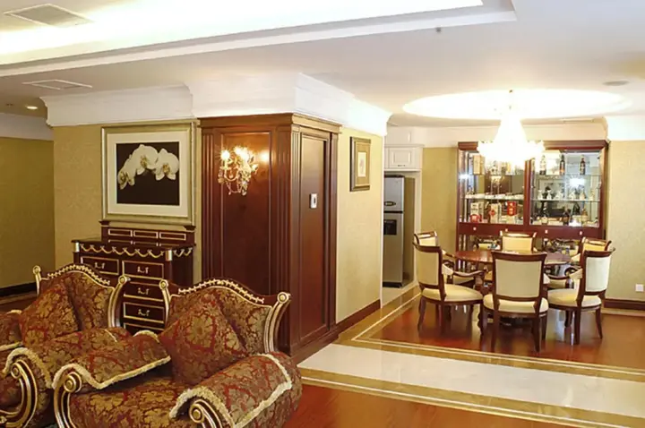 Таншань: Tangshan Jinjiang International Hotel - Tangshan
