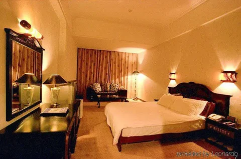 Шангри-Ла: Shangri-la Longfengxiang Hotel