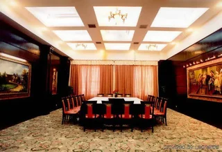 Шангри-Ла: Shangri-la Longfengxiang Hotel
