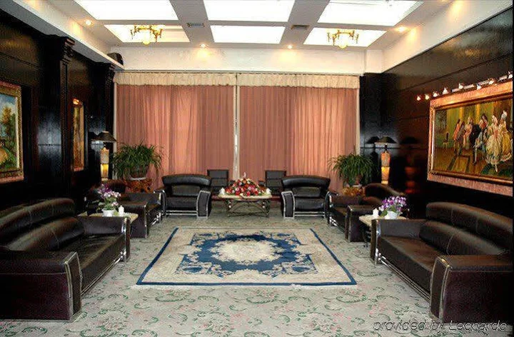 Шангри-Ла: Shangri-la Longfengxiang Hotel