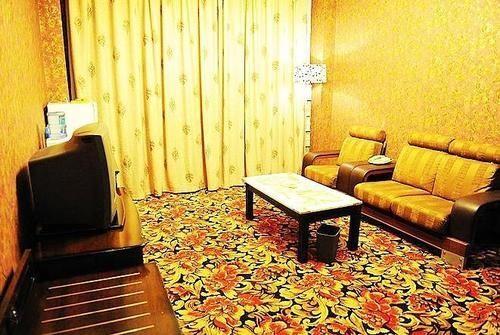 Шангри-Ла: Shangri-la Longfengxiang Hotel