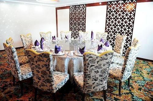 Шангри-Ла: Shangri-la Longfengxiang Hotel