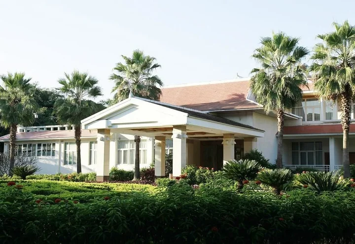 Цзинхун: New Tai Garden Hotel